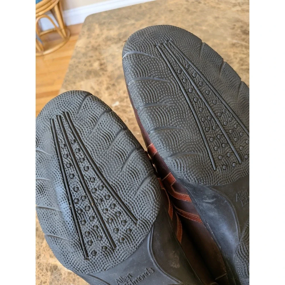 Men's 9.5 E ALLEN EDMONDS Traveler Brown Leather Walking Shoes US MADE